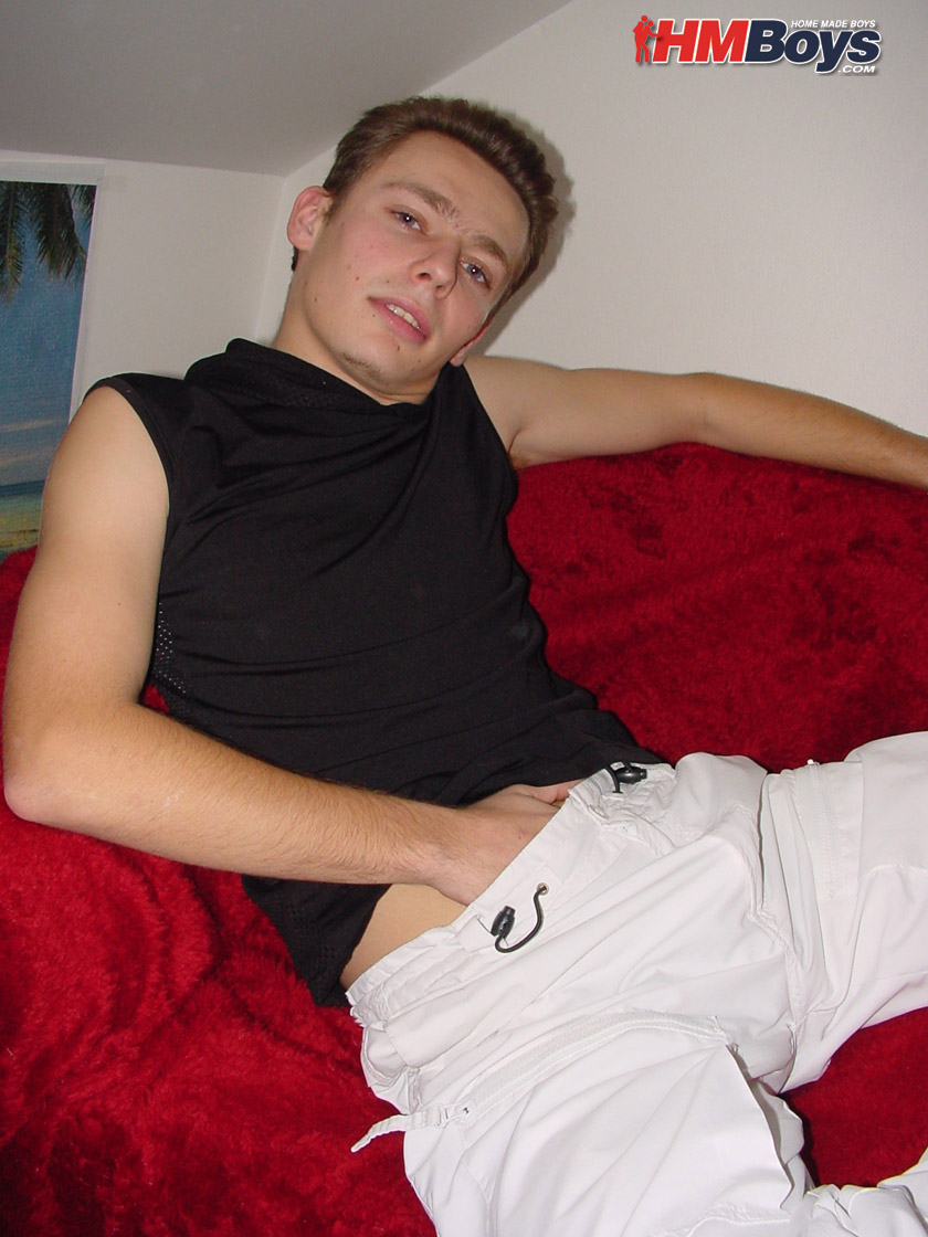 840px x 1120px - Amateur teen boy Oren makes his debut